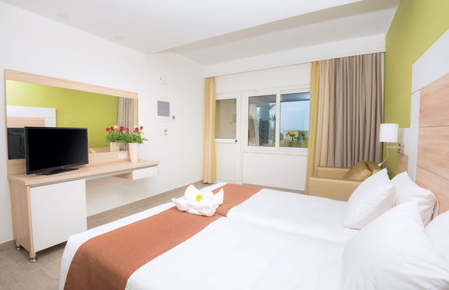 Eurovillage Achilleas Hotel - Photo 17