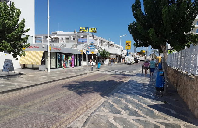 Melini Hotel Suites - Photo 48