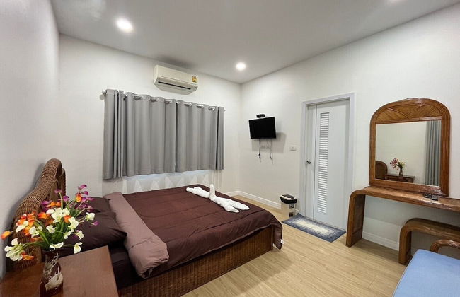 Chang Phueak Chao Samran Beach - Foto 27