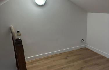 MEZZANINE DU BON ACCUEIL Deux Chambres Avec Parking - Foto 6