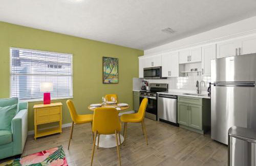 Walk to the Beach and Village - Hibiscus Villa - Foto 5