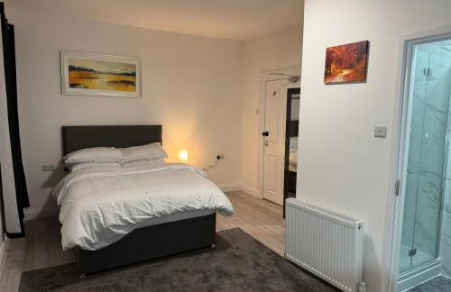 Cosy Six Bedroom House in Bedford Town - Foto 37