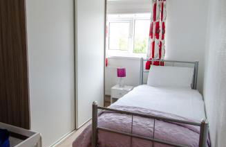 Smitten House 4 Bedroom RHYL - Photo 29