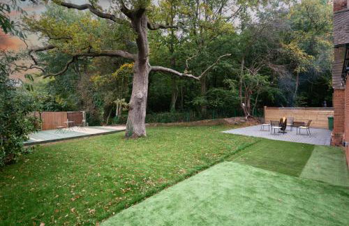 Amos Lodge Deluxe Accommodation - Photo 24