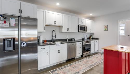 Patio and Parking! Modern Bunkhouse Near Lake Erie - Foto 2