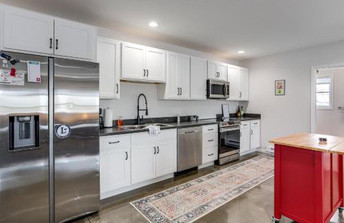 Patio and Parking! Modern Bunkhouse Near Lake Erie - Foto 2