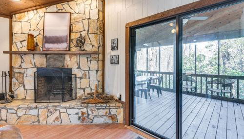 Smoky Mountain Cabin with Fire Pit and Stunning Views! - Foto 5