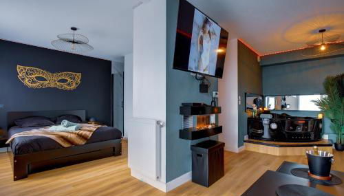 Love Room - Balnéo - Insolite- Détente - Foto 1