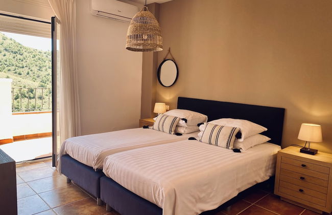 La Perla de Frigiliana Suites & Villa - Photo 4