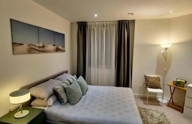 Wembley Stadium Comfort stay Cosy room with a view Concerts, matches and more - Foto 1