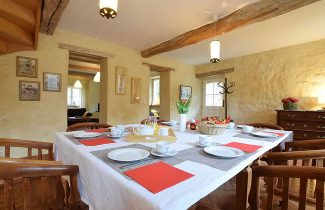 Castle Wing Situated in the Heart of a Quiet - Foto 16