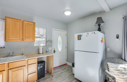 2 Mi to Dtwn Atascadero! Cozy Cottage with Yard - Foto 9