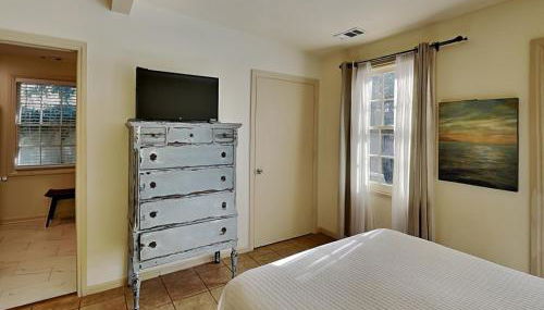 Frogtown Cottage by Tybee Vacation Rentals - Photo 3