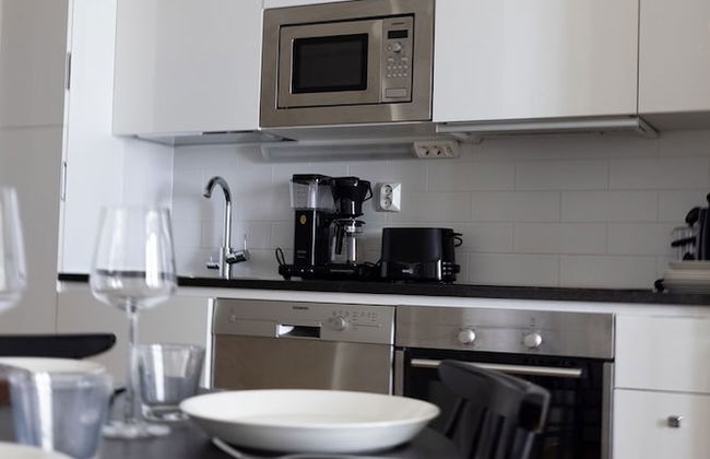 2ndhomes Central 1BR Apartment w Balcony - Foto 10