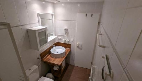 Strandkoje in erster Reihe mit traumhaftem Blick auf die Kieler Förde - Foto 4