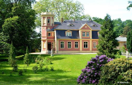 Ferienwohnung Schlossblick Direkt gegenüber dem Schloss, Rhododendronpark mit Terrasse und WLAN - Foto 34