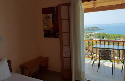 Mediterranean Studios - Photo 4