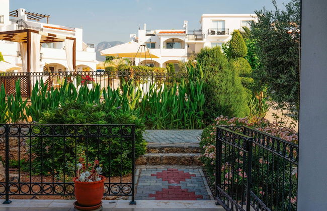 Sunny and Family Friendly Apartment Directly at the Pool - Foto 41