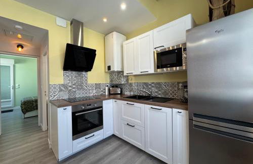 70m2 climatisé - Parking privé - Terrasse - 2 chambres - Lycée Roosevelt - Reims Arena - Foto 11