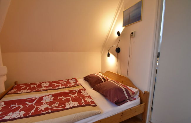 Apartment in Bergen aan Zee Near the Beach - Photo 5