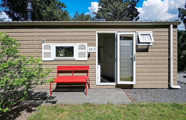 Modern Chalet in Voorthuizen Near the Forest - Photo 2