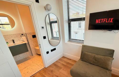 7min Central Bristol - Sleeps 7 - Free Parking - Foto 6