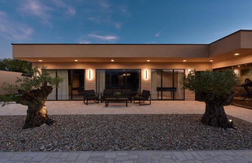 Villa Tina with Swimming Pool, Tennis court, Games room, Sauna, Gym, BBQ - Foto 25