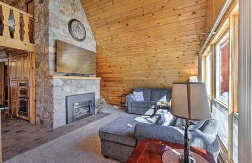 A-Frame Cabin with Private Boat Dock! - Foto 2