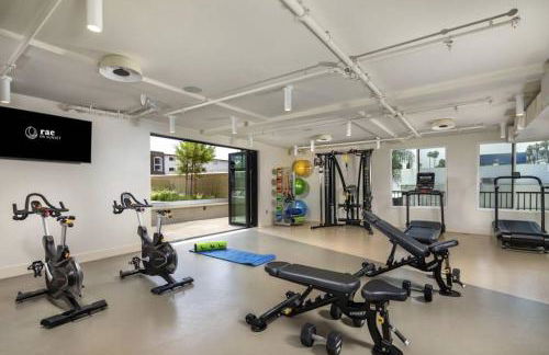 Snazzy 3BR Apt Hollywood with Pool & Spa - Foto 55