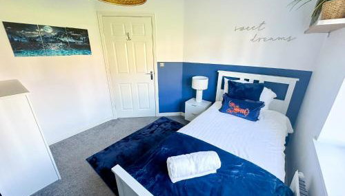 Luxury 4 Bed House - Free Parking - Contractors - Relocators - Foto 4