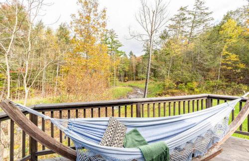 Serene Retreat on a Stream - Photo 27