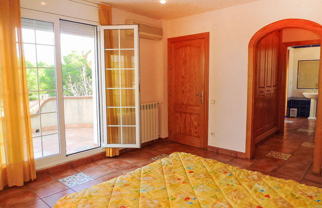 Villa Caleta - Photo 11