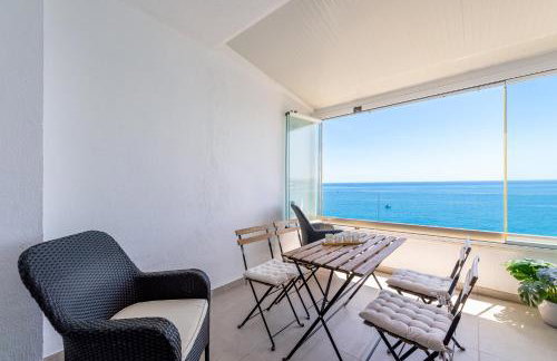 The Penthouse Panorama Exclusive Seafront Estate - Photo 23