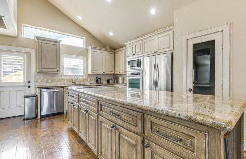 Private Boat Dock and Slip Luxe Lake Conroe Gem! - Foto 7