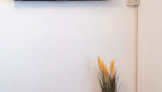 Three bedroom Central flat Near train station - Foto 5