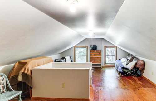 Charming Getaway Rustic Cabin on West Battle Lake - Foto 17