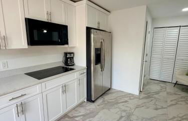 2 bed peaceful, lakeview studio NO FEES - Foto 24