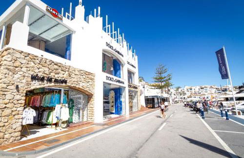 MARBELLA BANUS SUITES - Harbour Seafront Apartment - Foto 39