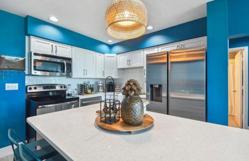 Fabulous Golf and Marina Community Condo - Photo 7