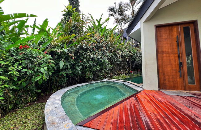 Villa 4-BR Klub Bunga No. 8 Batu Malang - Foto 15