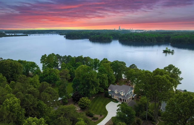 Boathouse Cove by Avantstay Pool + Swim Dock Hot Tub - Foto 66