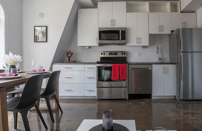 Cameo Hotel and Suites - Photo 59