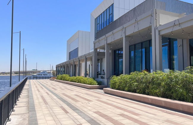 Chic 1BR Iris Amber Al Jaddaf - Photo 19