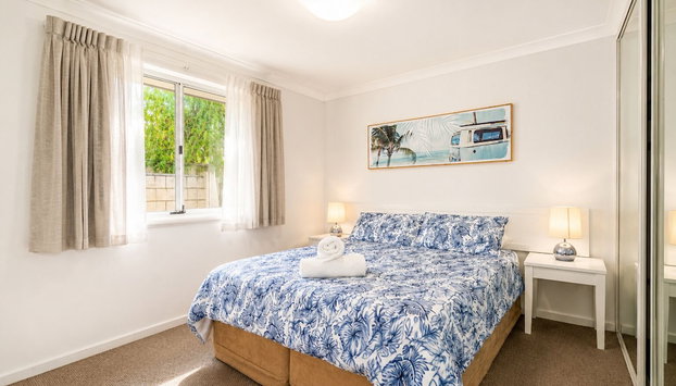 Ocean Blue Bungalow - Photo 4, Room