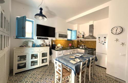 Casa Caraedo sulla spiaggia Isola Salina - Foto 4