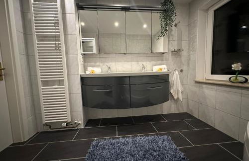 Exklusiv Hamburg Stadtrand-Villa mit Garten - Foto 49