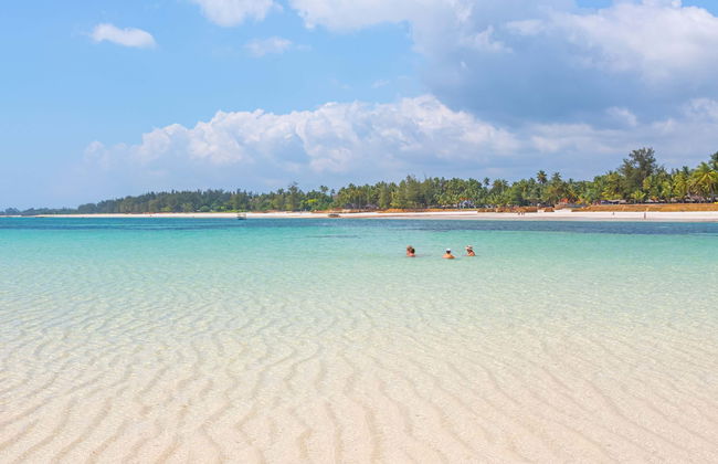 Paseo en barco con fondo de cristal por Diani - Foto 1
