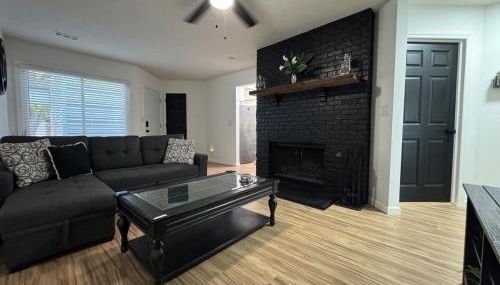 Contemporary Cutie - Foto 1