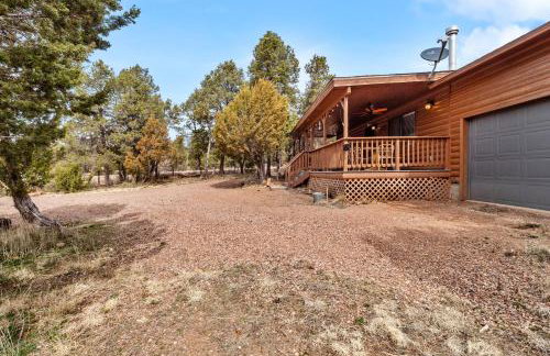 Cozy Cabin in Heber with a deck, fireplace and pet friendly - Foto 26