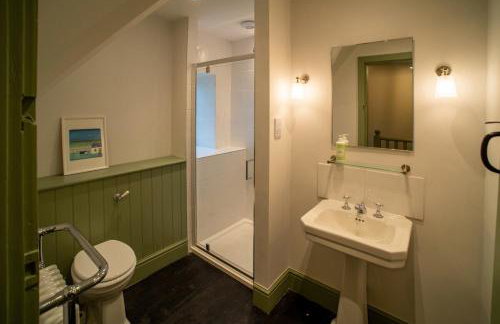 Luxury 2 Bed Woodland Cottage on Rewilding Estate - Foto 16